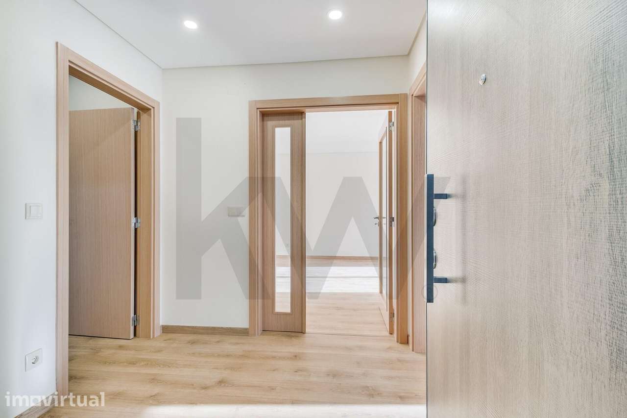 Apartamento T2 Novo nas Laranjeiras em Lisboa | Premium, Metro e Acess - Grande imagem: 2/64