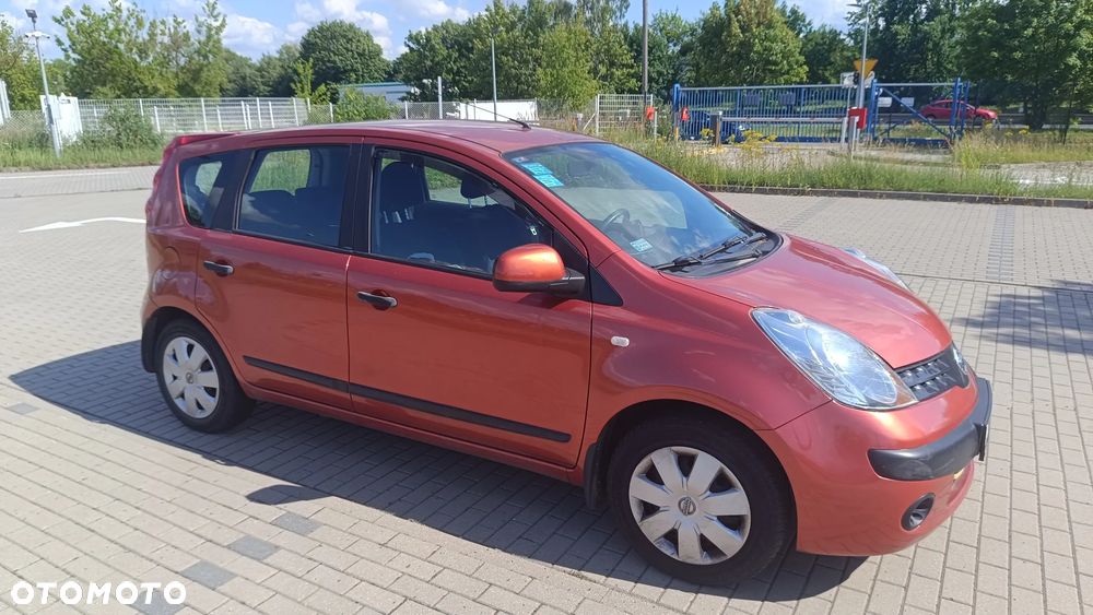 Nissan Note - 1