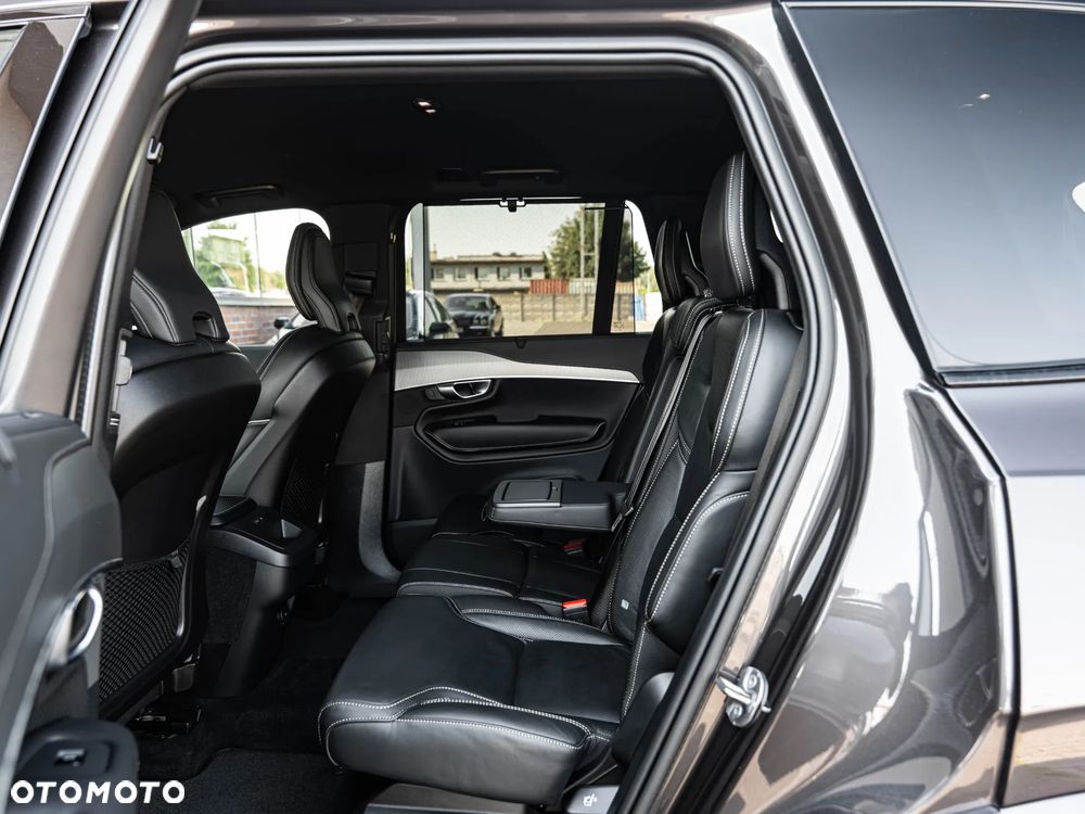 Volvo XC 90 B5 D AWD Ultimate Dark - 27