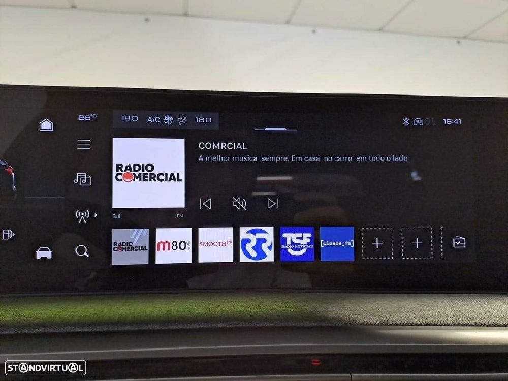 Peugeot 5008 1.2 Hybrid Allure e-DCS6 - 19