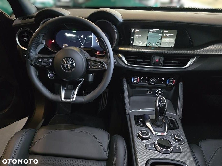 Alfa Romeo Stelvio 2.0 Turbo Veloce Q4 - 18