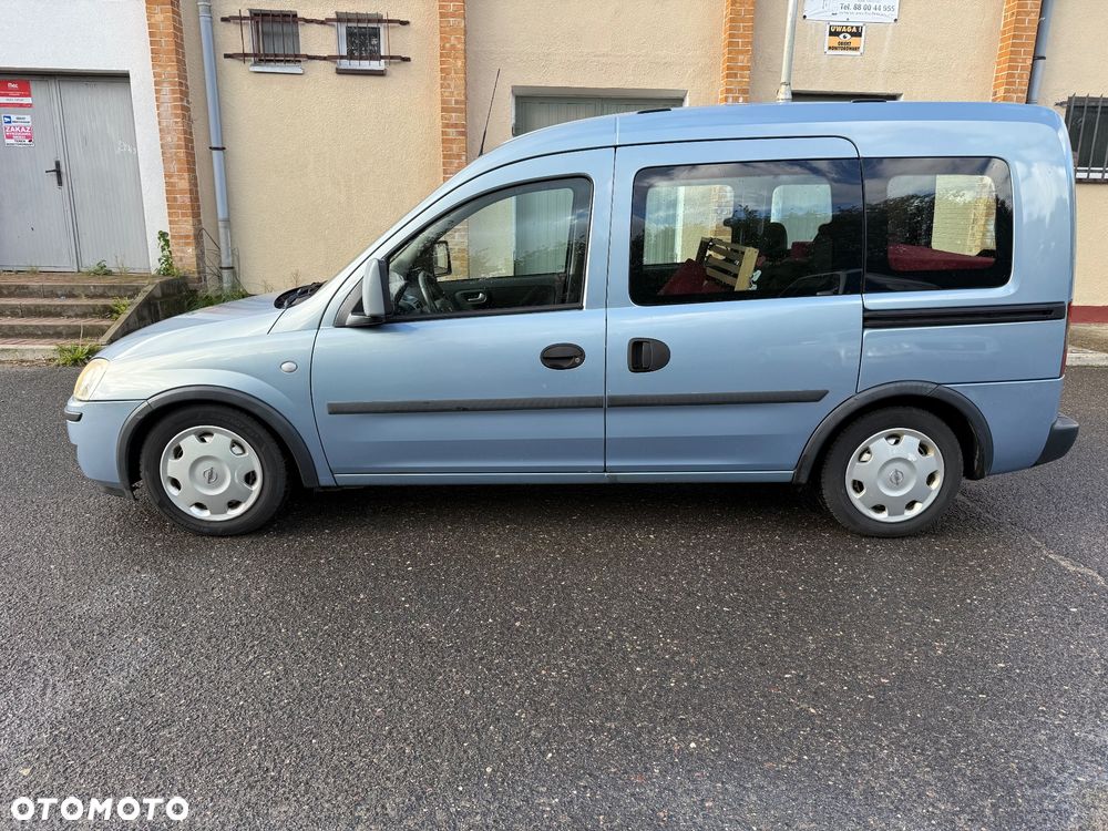 Opel Combo - 24