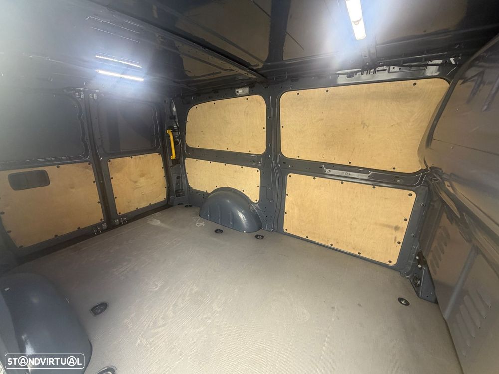 Mercedes-Benz Vito 114 CDi/32 - 13