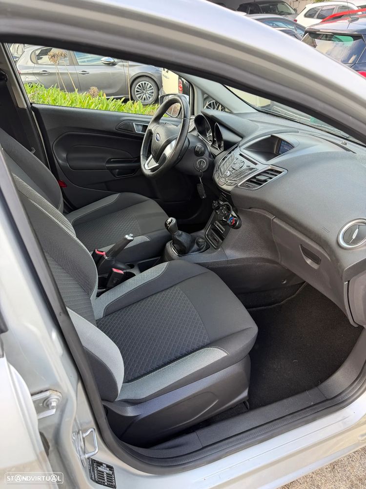 Ford Fiesta 1.0 EcoBoost S&S Titanium - 9