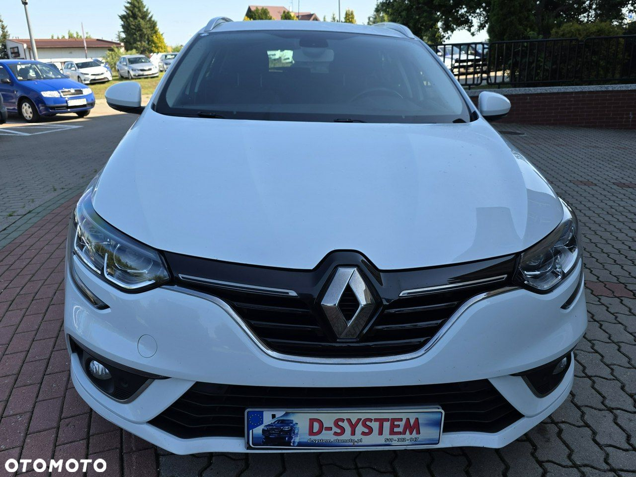 Renault Megane 1.5 Blue dCi Intens - 9