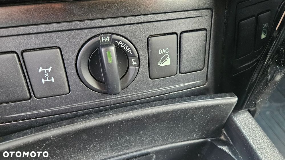 Toyota Land Cruiser - 12