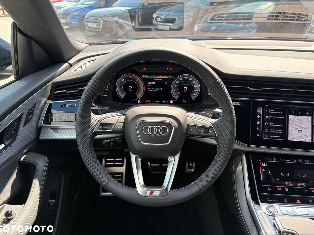 Audi Q8 - 12