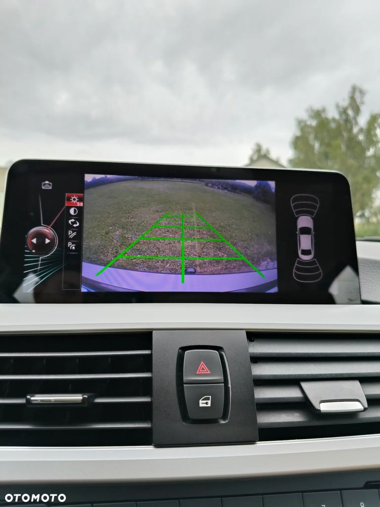 BMW Seria 3 316d - 14