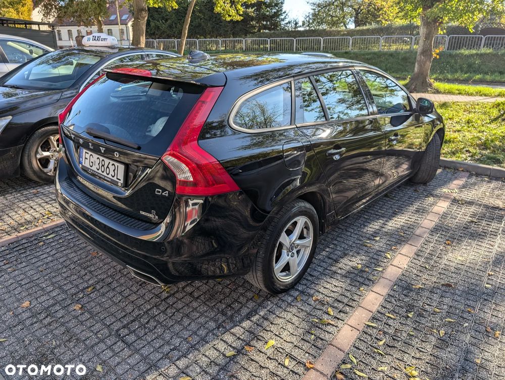 Volvo V60 D4 Drive-E Momentum - 7