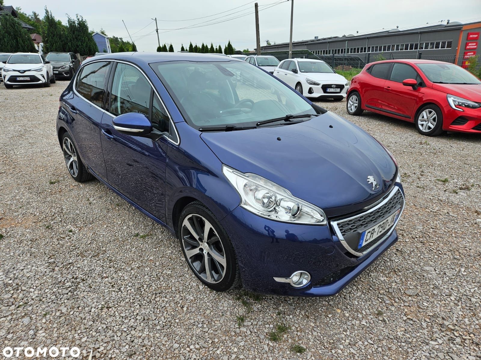 Peugeot 208 1.6 BlueHDi Allure S&S - 1