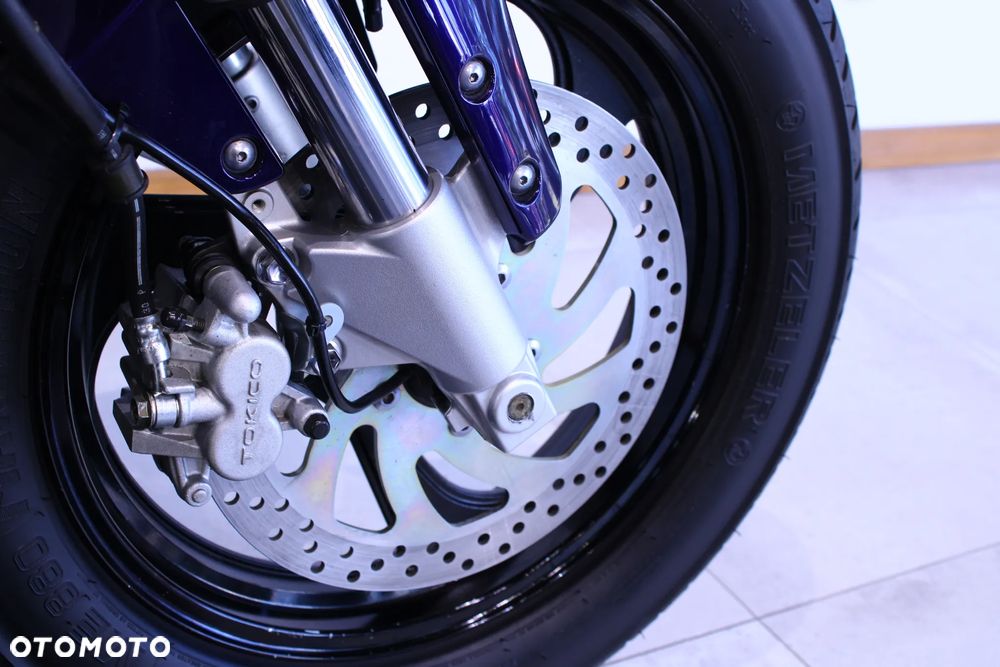 Suzuki Intruder - 28