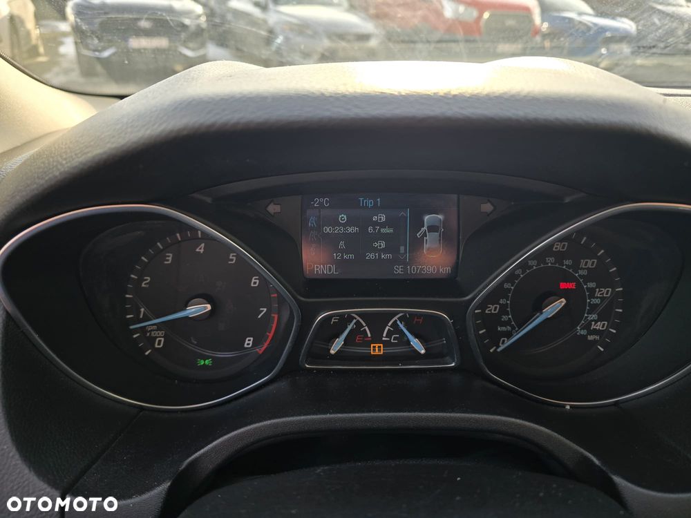 Ford Focus 2.0 16V Style+ - 10