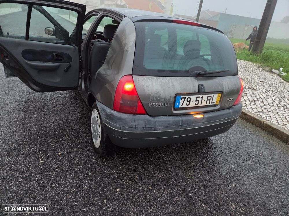 Renault Clio 1.2 — fotografia 4