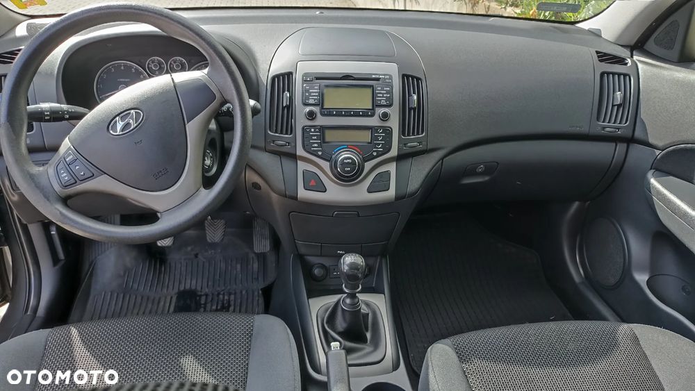 Hyundai i30 1.6 Comfort - 6