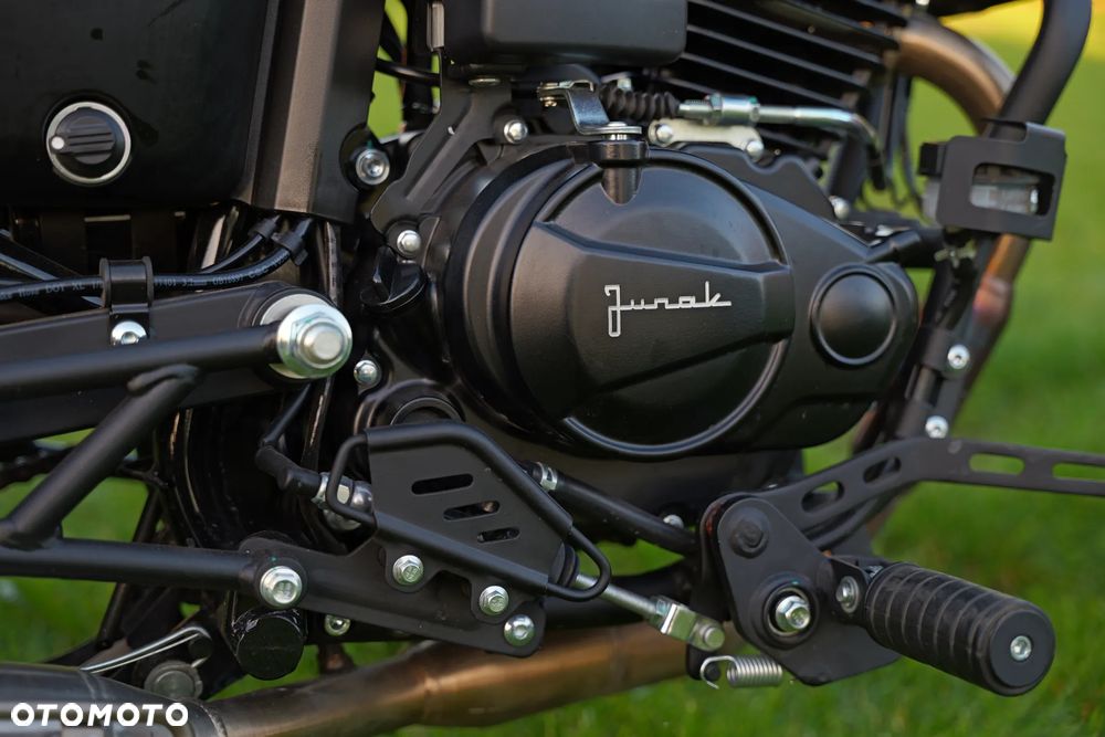 Junak M12 - 17