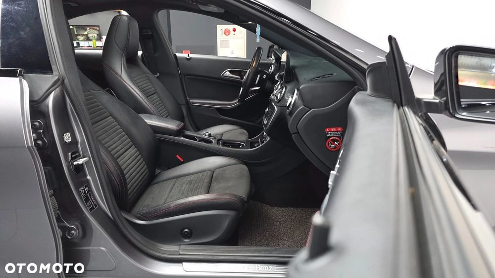 Mercedes-Benz CLA - 8