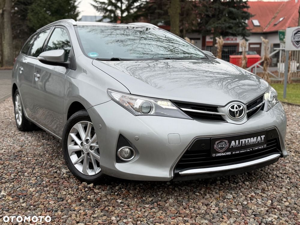 Toyota Auris - 4