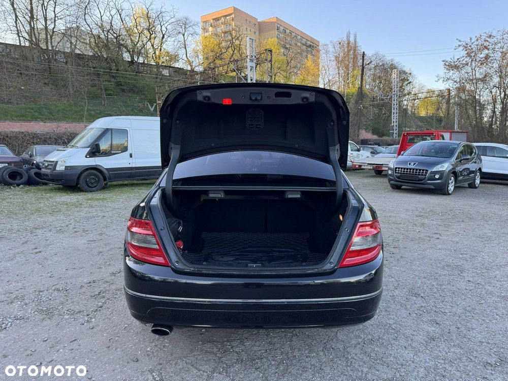 Mercedes-Benz Klasa C - 9