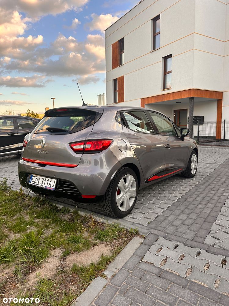 Renault Clio - 7