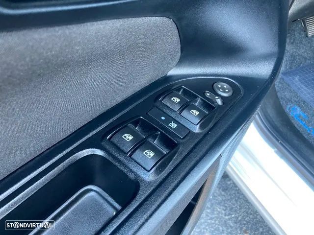 Fiat Tipo Station Wagon 1.0 GSE T3 City Life - 25