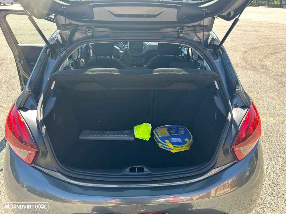 Peugeot 208 1.2 PureTech Style - 14