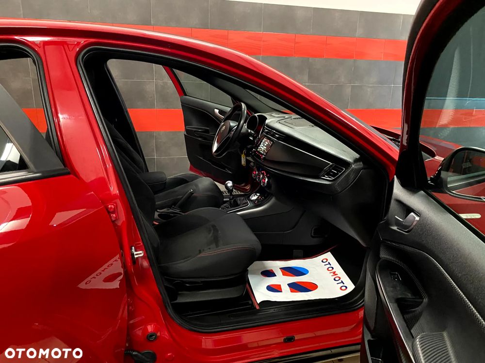 Alfa Romeo Giulietta 2.0 JTDM Exclusive - 20