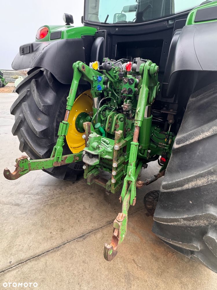 John Deere 6150 R - 8