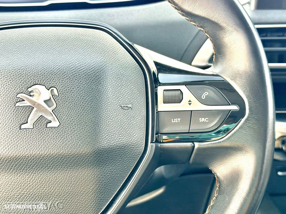 Peugeot 3008 1.2 PureTech Active - 19