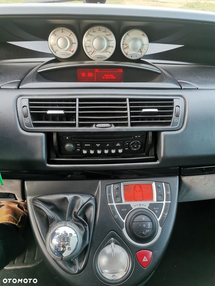 Citroën C8 - 4