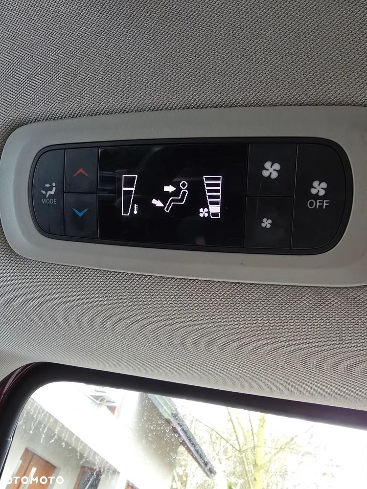 Chrysler Pacifica - 21