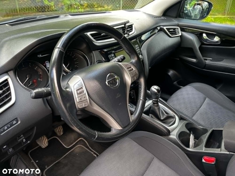 Nissan Qashqai - 11