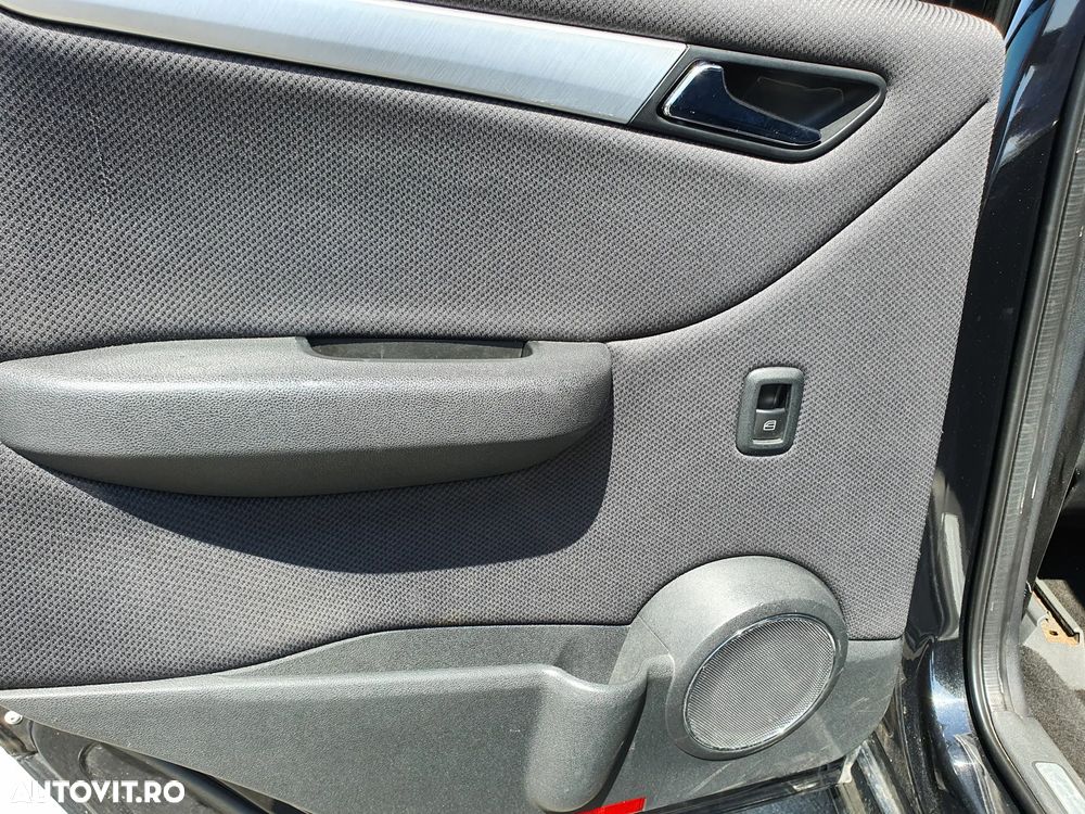 Mercedes-Benz B 180 CDI - 7