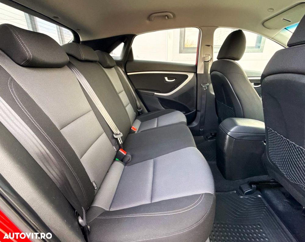 Hyundai i30 1.4 MPi Comfort+ - 19