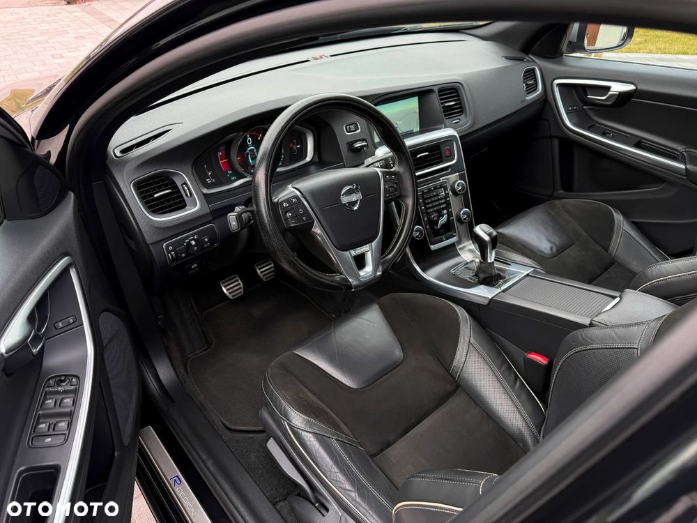 Volvo S60 D4 Drive-E R-Design Momentum - 12
