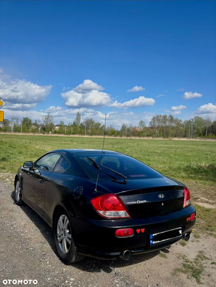 Hyundai Coupe - 4
