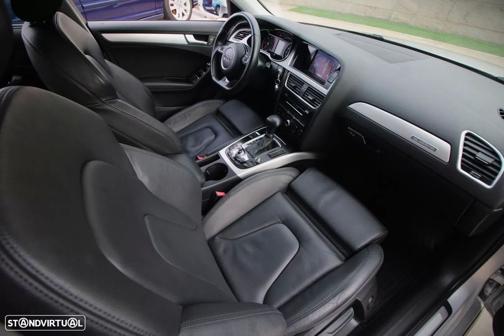 Audi A4 Allroad - 32