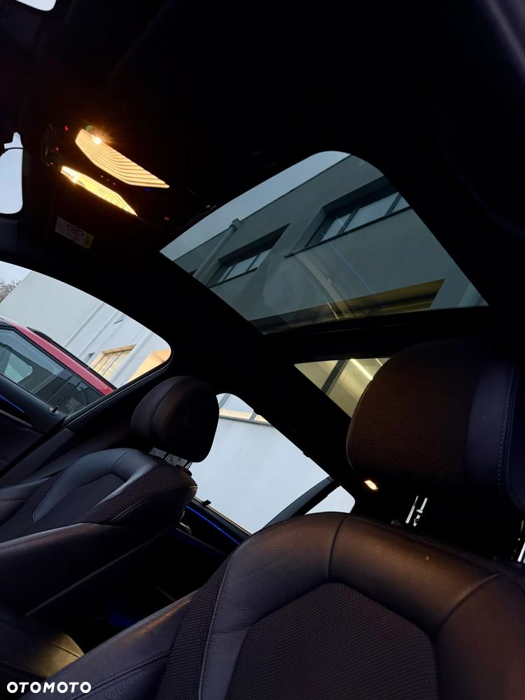 BMW Seria 5 525d Sport Line sport - 13