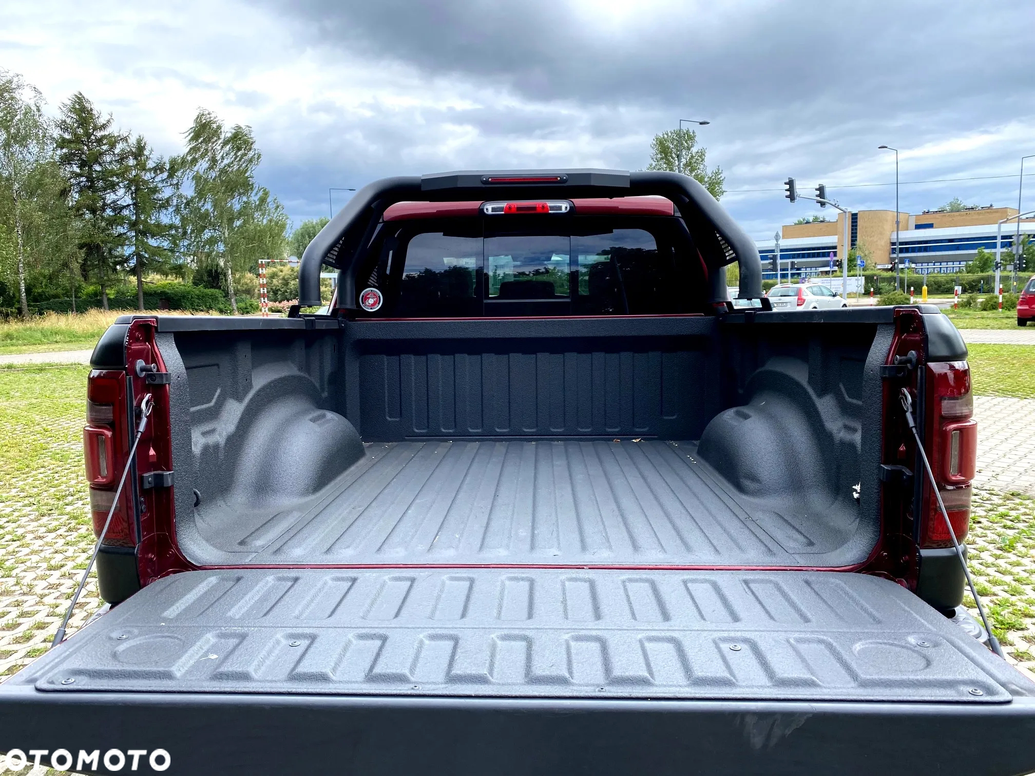 RAM 1500 Crew Cab Laramie - 8