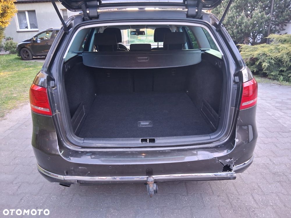 Volkswagen Passat 2.0 Blue TDI SCR Comfortline - 11