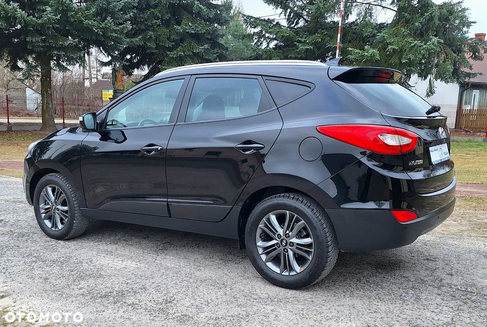 Hyundai ix35 1.6 2WD Fifa World Cup Edition - 4