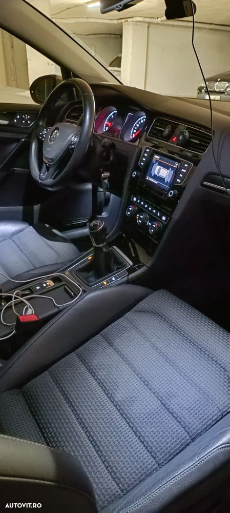 Volkswagen Golf Variant 1.6 TDI DPF Highline - 9