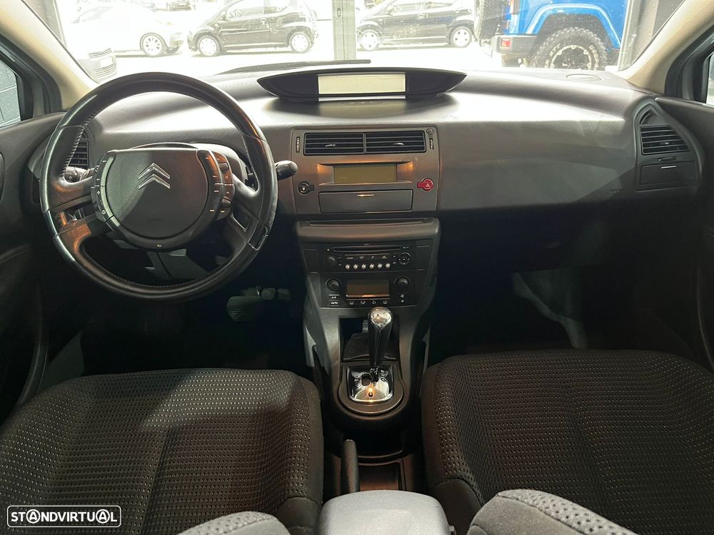 Citroën C4 1.6 HDi Exclusive Airdream - 9