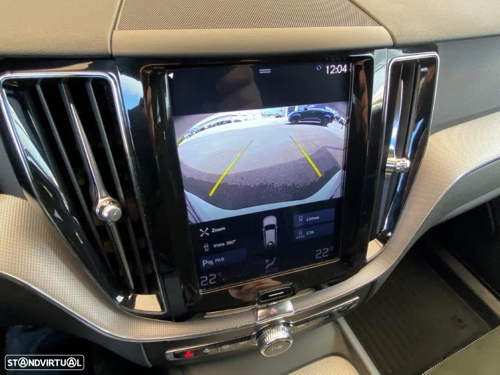 Volvo XC 60 2.0 D4 R-Design AWD Geartronic - 21