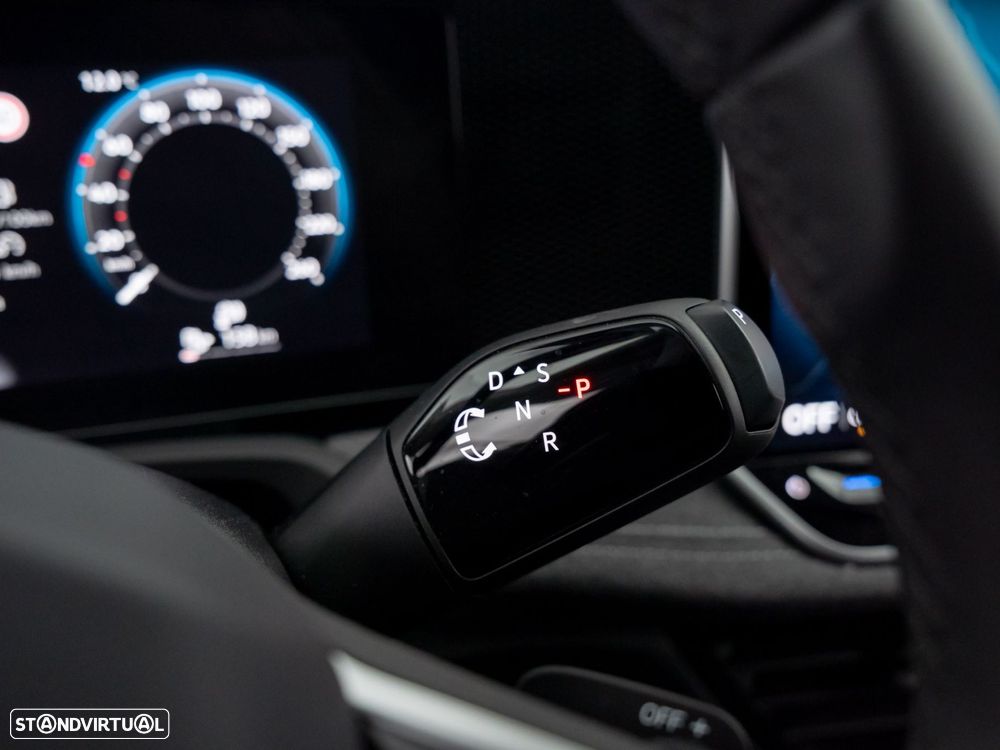 VW Passat Variant 1.5 TSI eHybrid DSG - 24