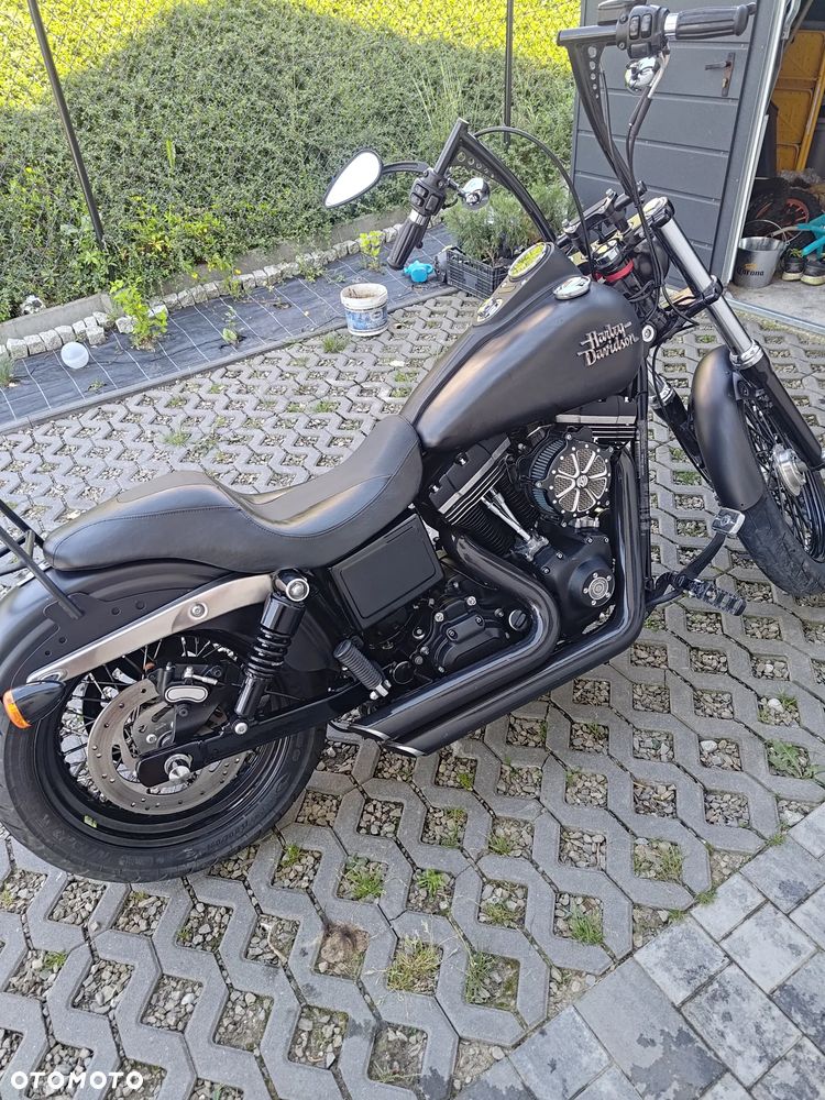 Harley-Davidson Dyna Street Bob - 2