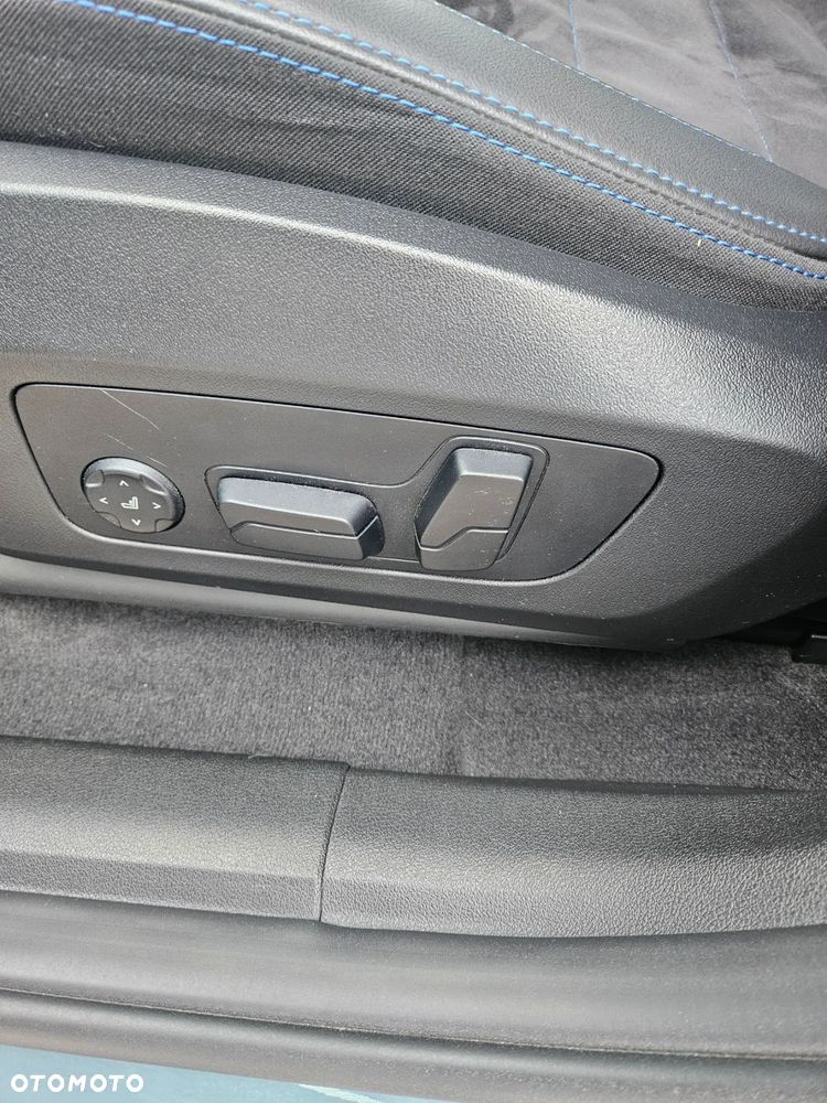 BMW iX1 xDrive30 66.5kWh M Sport Edition - 26