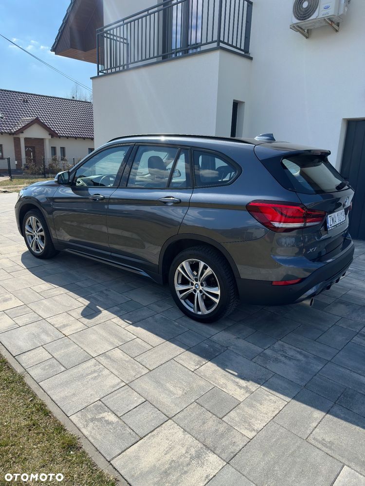 BMW X1 sDrive18i Sport Line - 29