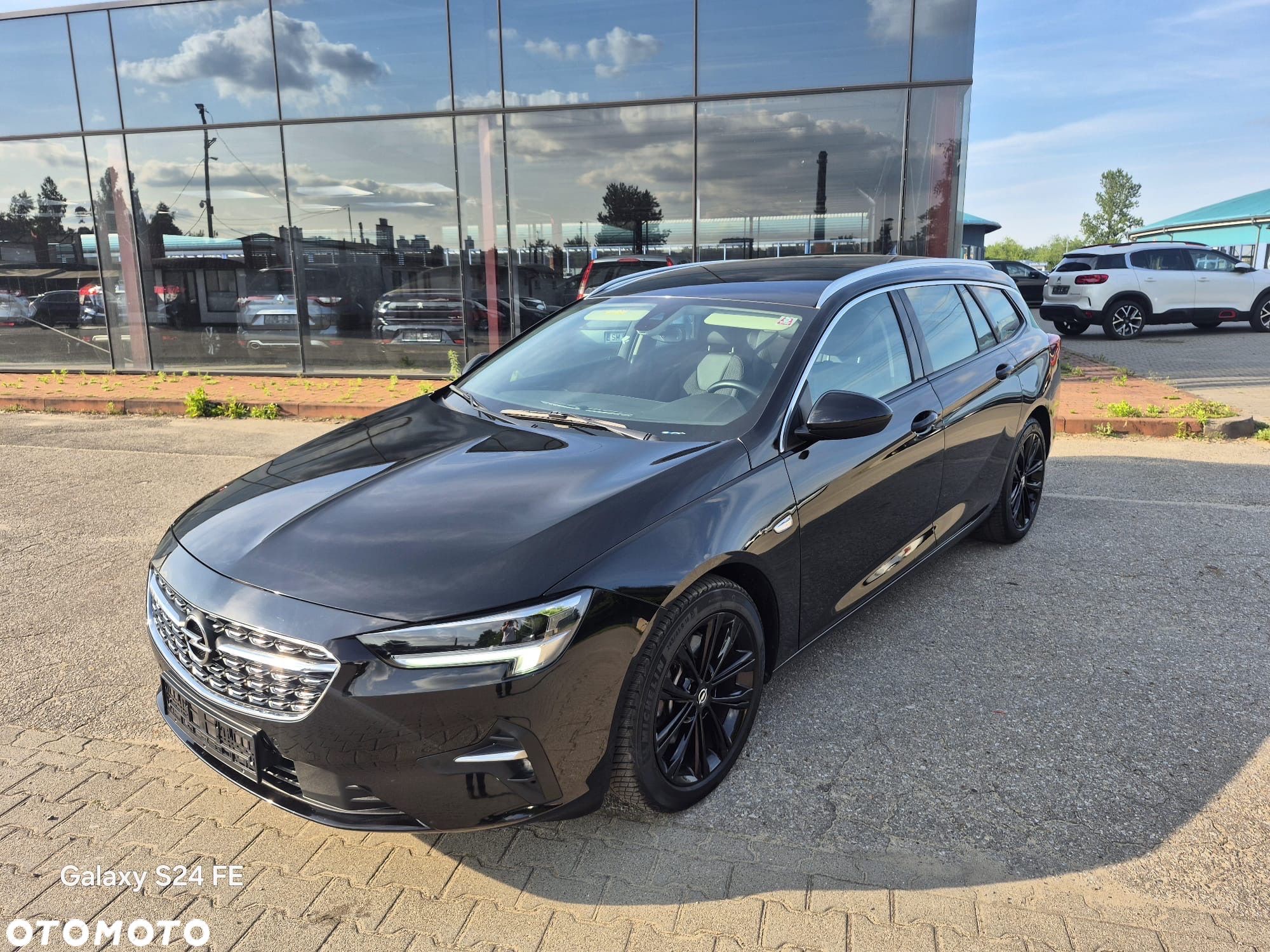Opel Insignia - 1