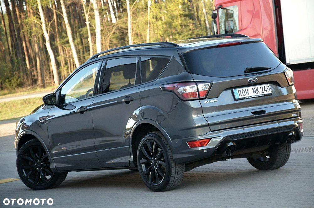 Ford Kuga - 10