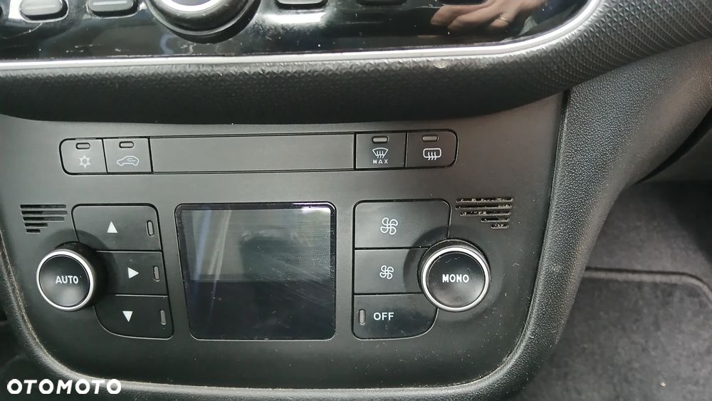 Fiat Punto 2012 - 16